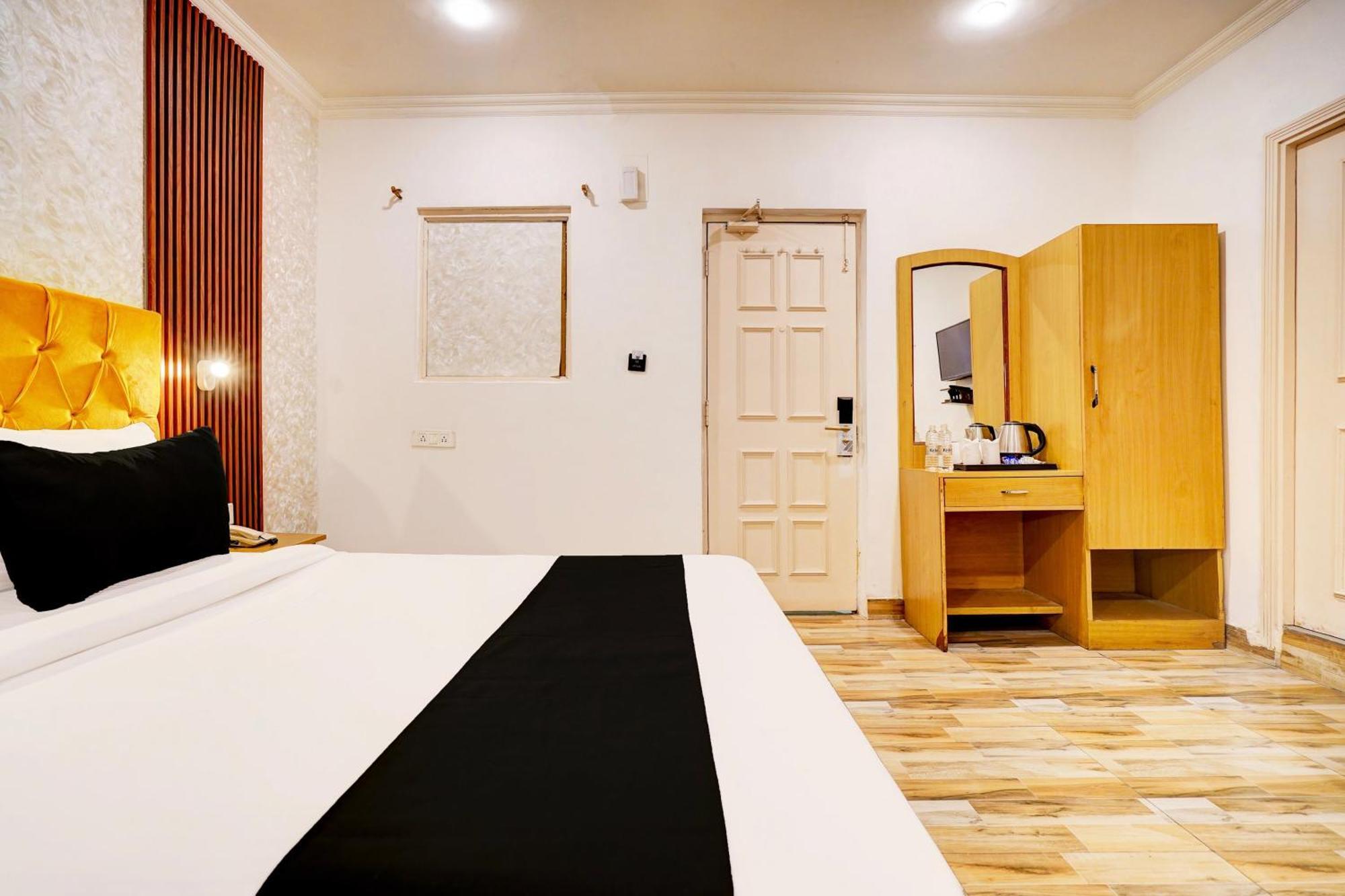 Super Townhouse Jageer Palace Near Mayapuri Chowk นิวเดลี ภายนอก รูปภาพ