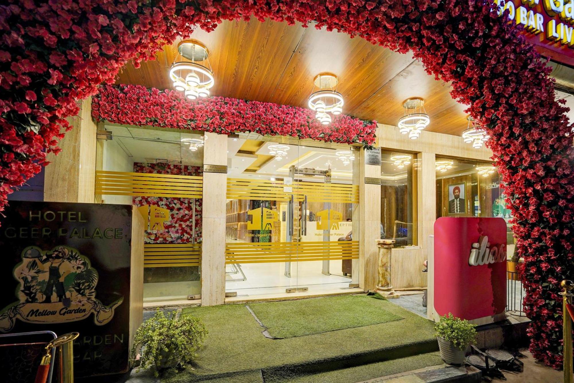 Super Townhouse Jageer Palace Near Mayapuri Chowk นิวเดลี ภายนอก รูปภาพ